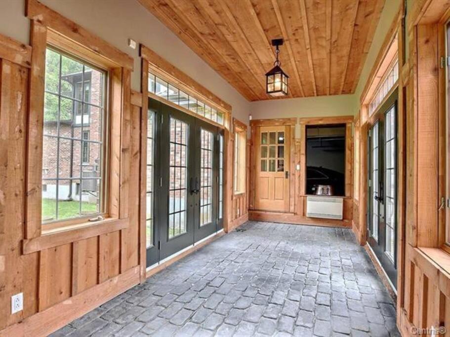 Lulu'S Chalet Villa Montreal Exterior photo
