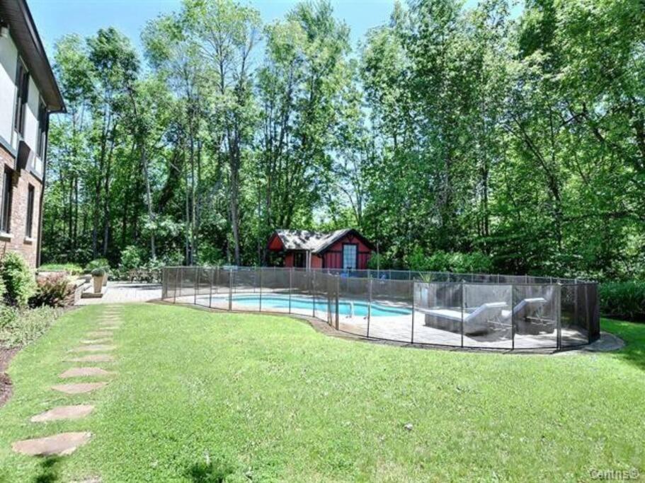 Lulu'S Chalet Villa Montreal Exterior photo